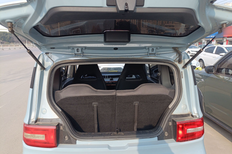 五菱汽车 宏光MINIEV 2021款 马卡龙臻享款 磷酸铁锂机舱底盘23