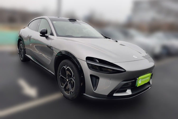 小米汽车 小米YU7 2025款 超长续航四驱Pro版车身外观3