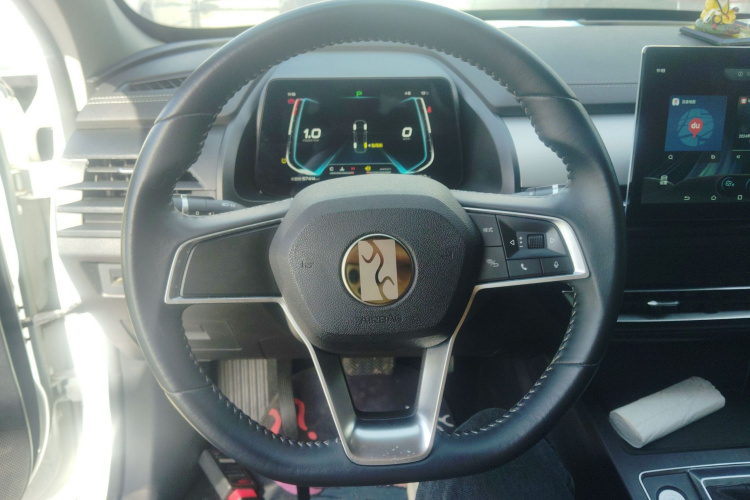 比亚迪 秦Pro 2020款 超越版 1.5TI 自动尊贵型局部细节13