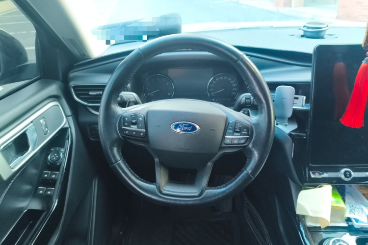 福特 探险者 2020款 EcoBoost 285 四驱风尚版 6座中控内饰13