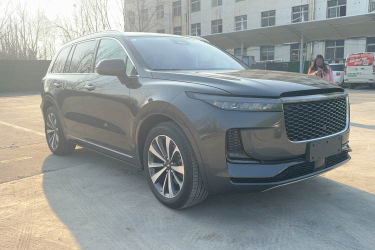 理想汽车 理想ONE 2021款 增程6座版车身外观6002