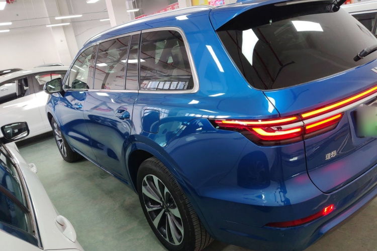 理想汽车 理想ONE 2020款 增程6座版车身外观4