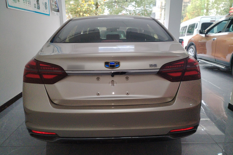 吉利汽车 帝豪 2018款 1.5L CVT向上互联版车身外观6