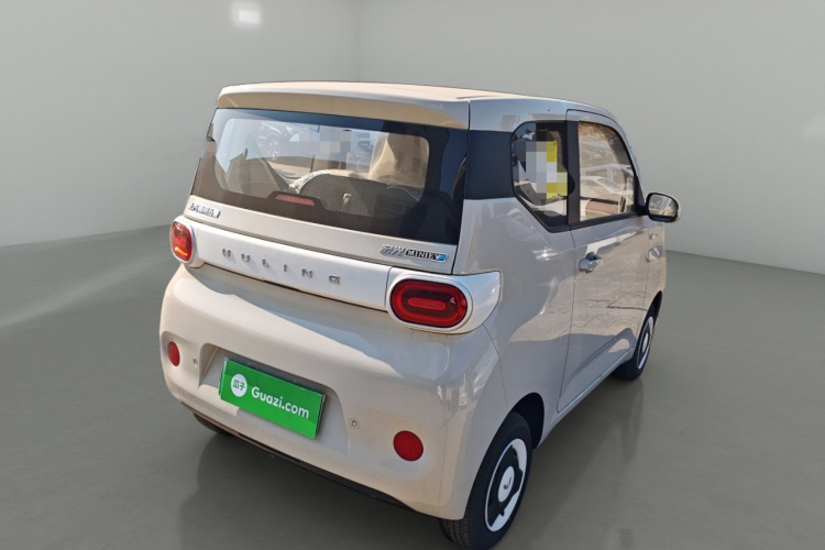 五菱汽车 宏光MINIEV 2024款 第三代 215km 青春版车身外观7