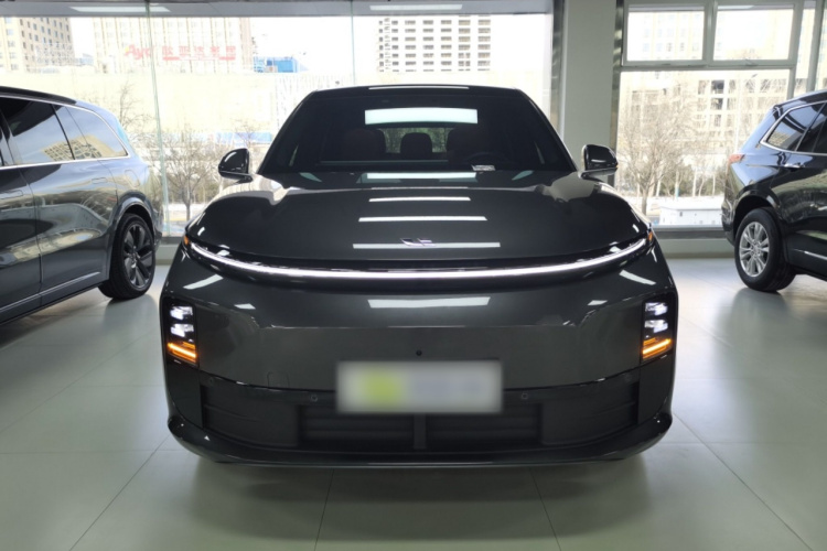理想汽车 理想L6 2024款 Pro车身外观2