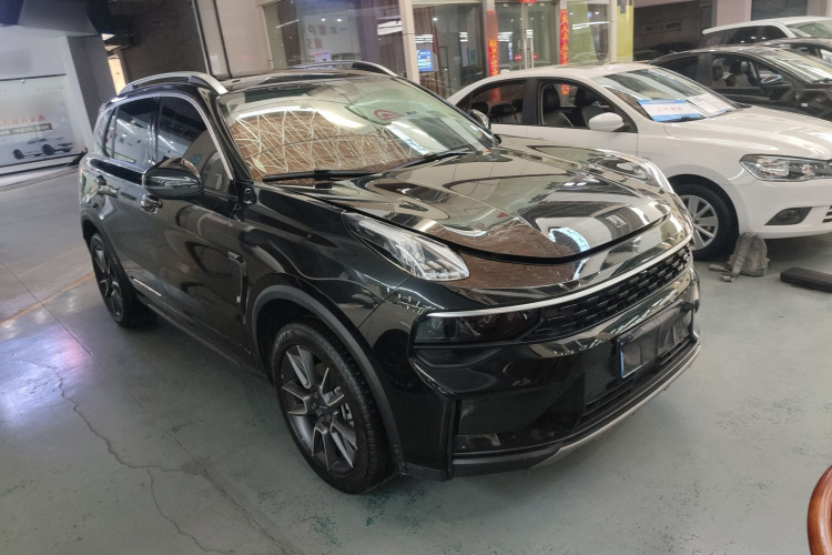 领克01 2021款 2.0TD 两驱型Pro车身外观3