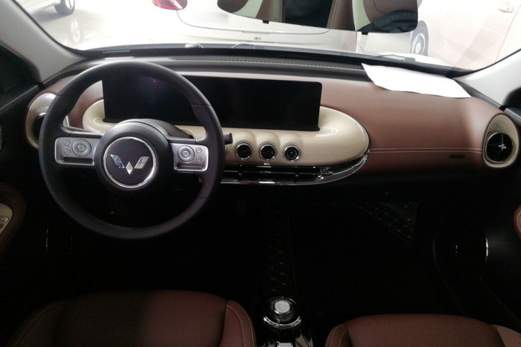 五菱汽车 五菱缤果 2023款 333km 灵犀互联+款中控内饰7002