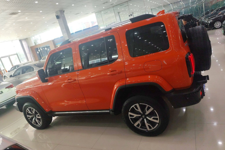 坦克300 2024款 2.0T 穿越者车身外观4