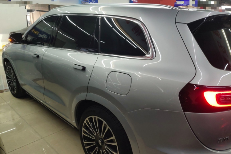 鸿蒙智行 问界M7 2024款 1.5T 四驱Plus版 5座车身外观4