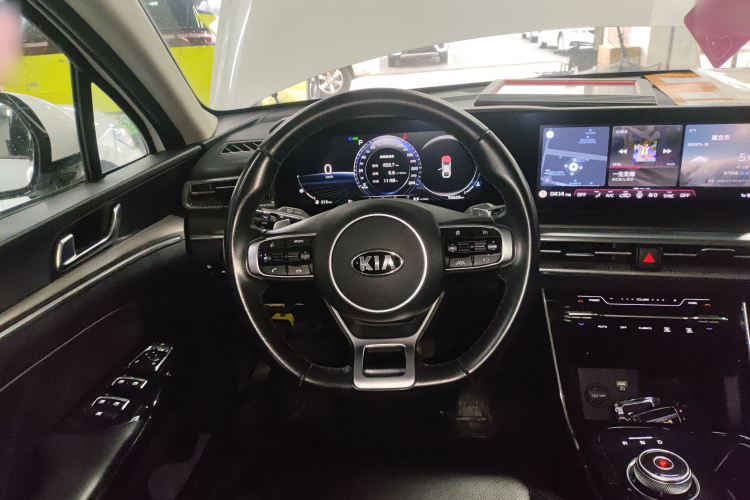 起亚K5 2020款 270T CVVD 豪华科技版中控内饰13