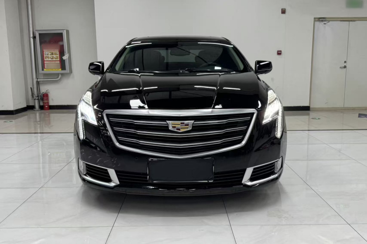 凯迪拉克XTS 2018款 28T 精英型车身外观2