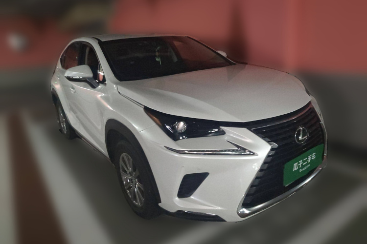 雷克萨斯NX 2018款 200 前驱 锋行版 国V车身外观6002
