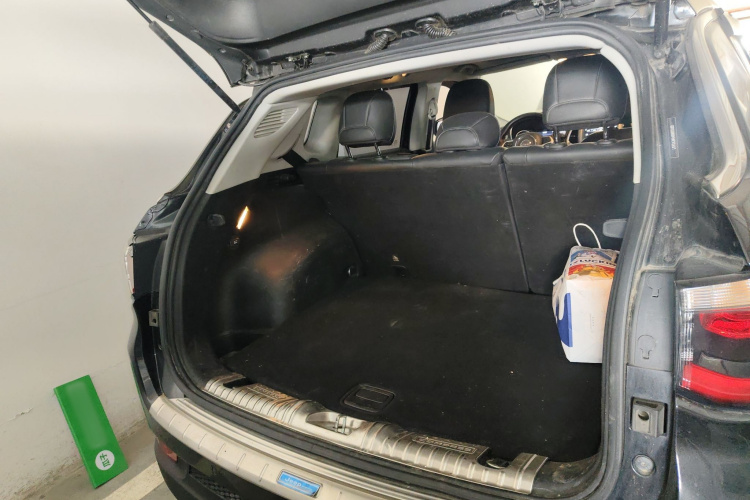 Jeep 指南者 2017款 200T 自动家享版机舱底盘23