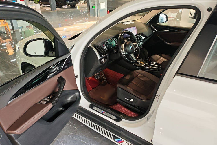 宝马X3 2018款 xDrive25i M运动套装 国VI中控内饰20