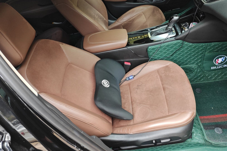 别克 君威 2019款 20T 精英型 国VI局部细节41