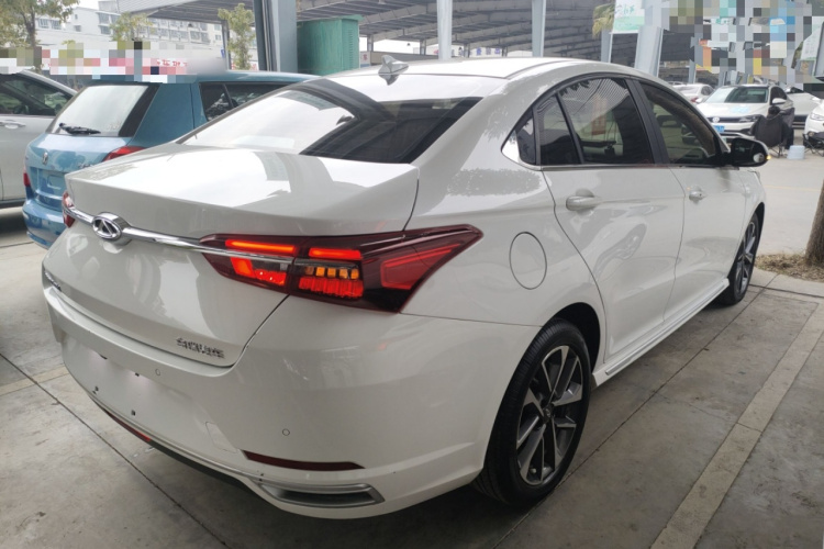 奇瑞 艾瑞泽GX 2018款 1.5T CVT型色版 国V车身外观6005