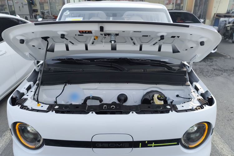 吉利银河 熊猫 2025款 210km 元气熊机舱底盘24