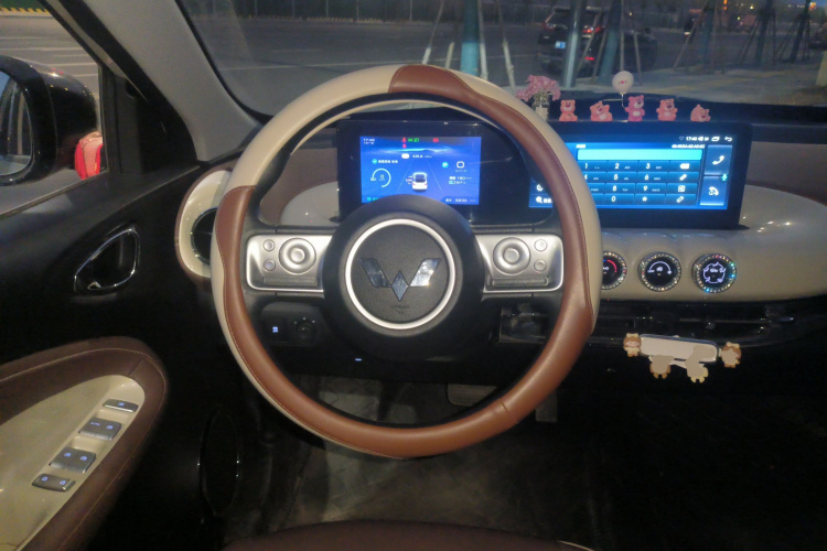 五菱汽车 五菱缤果 2024款 333km 悦享款中控内饰13