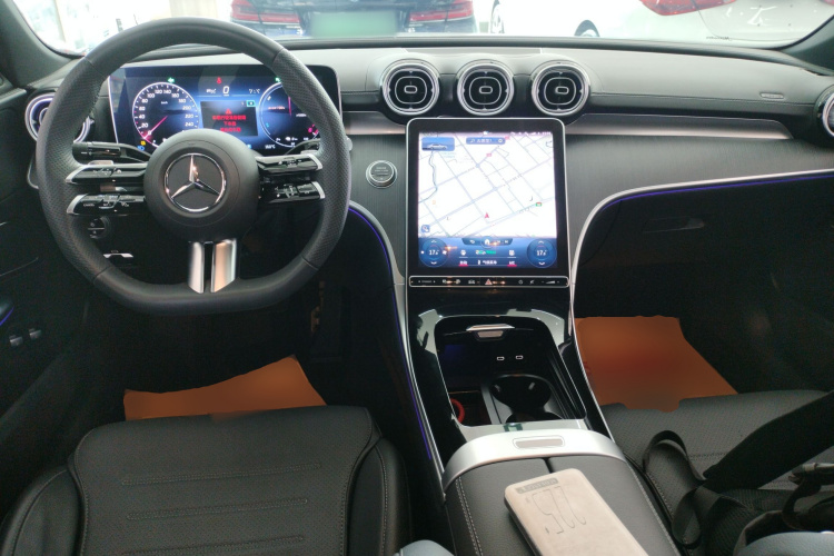 奔驰C级新能源 2023款 C 350 eL中控内饰12