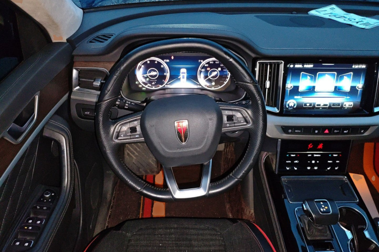 红旗HS7 2022款 3.0T 自动四驱智联旗享版 五座中控内饰13