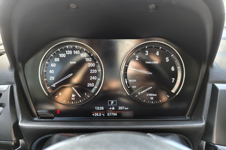 宝马1系 2018款 118i 运动型局部细节14