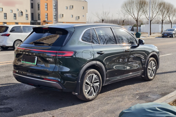 吉利银河 银河星舰7 EM-i 2025款 120km 探索+版车身外观6004