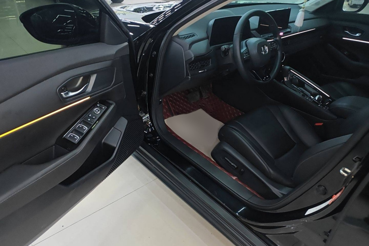 本田 雅阁 2023款 260TURBO 智享版中控内饰7003