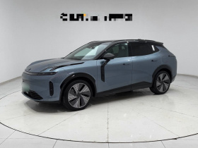 领克08 EM-P 2025款 220km 四驱性能Halo