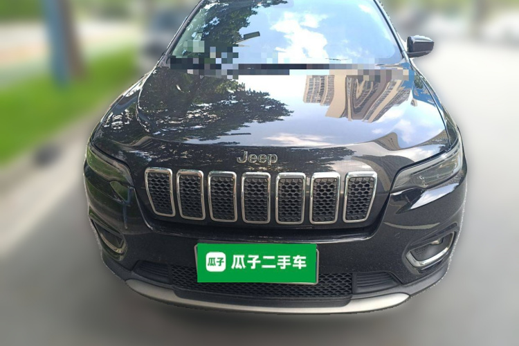 Jeep 自由光 2020款 2.0T 两驱领先版车身外观6001