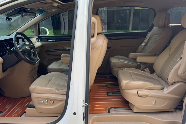 别克GL8 2021款 ES陆尊 653T 尊享型中控内饰7004