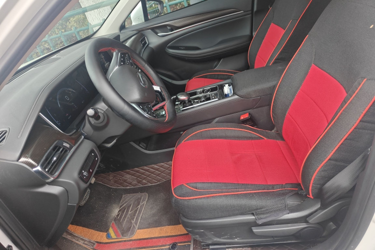 广汽传祺 传祺GA6 2022款 270T 自动精英版中控内饰19