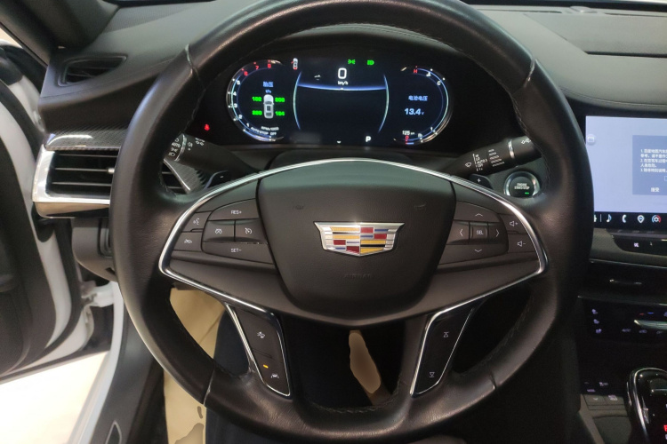 凯迪拉克CT6 2022款 28T 尊贵型中控内饰13