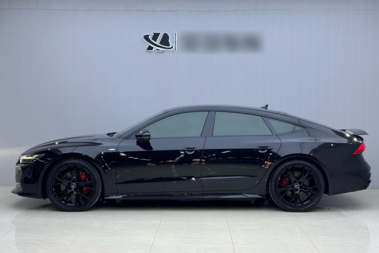 奥迪A7 2023款 55 TFSI quattro 尊享型车身外观6002