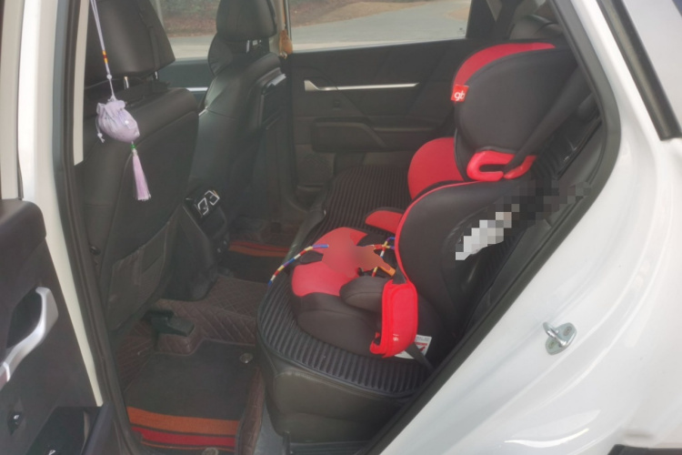 北京现代ix35 2023款 沐飒 2.0L 豪华版DLX中控内饰21