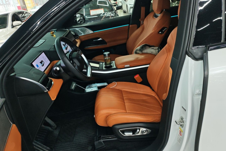 小鹏G9 2022款 702 Pro中控内饰19