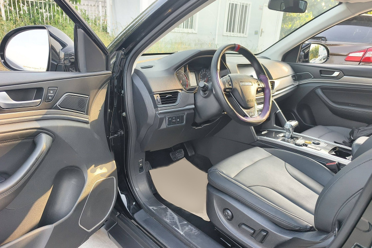 哈弗H6 2019款 运动版 1.5T 自动两驱精英型 国VI中控内饰7003