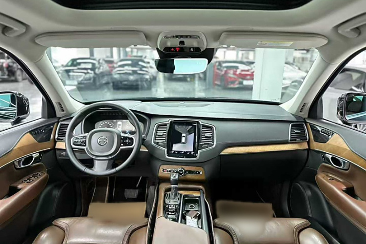 沃尔沃XC90 2019款 T6 智雅版 7座 国V车身外观6002