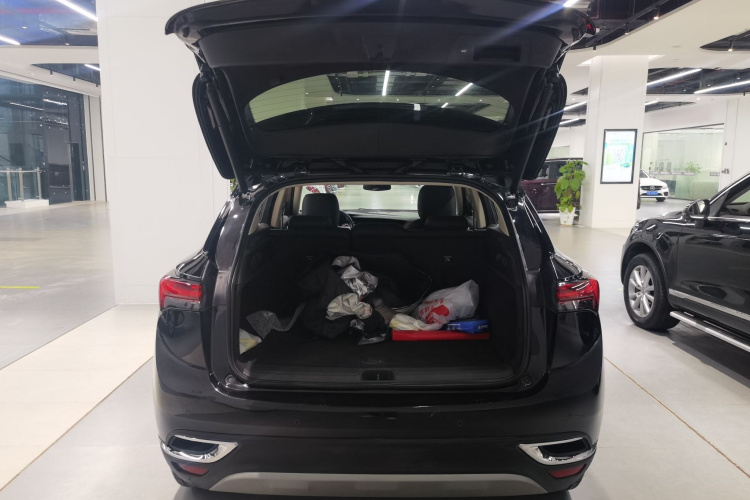 别克 2022款 改款 昂科威S 652T 两驱豪华型机舱底盘23