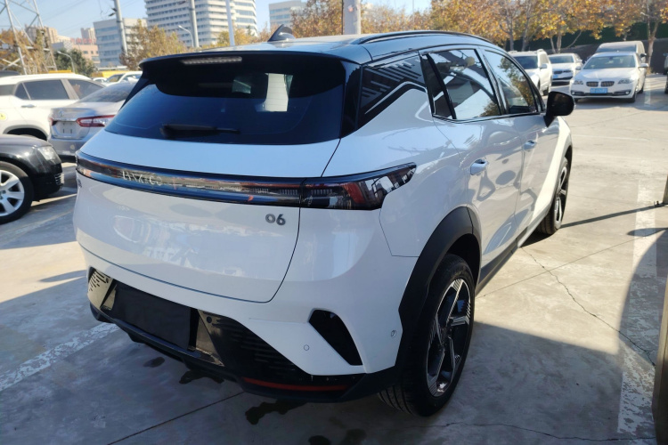 领克06 2025款 Renew 1.5T Halo车身外观7