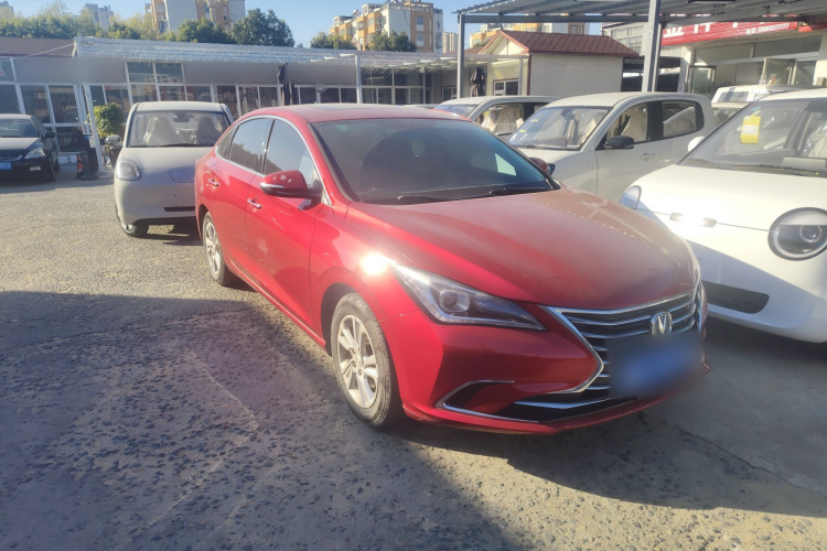 长安 逸动 2019款 高能版 1.6L GDI 手动先锋型 国VI车身外观3