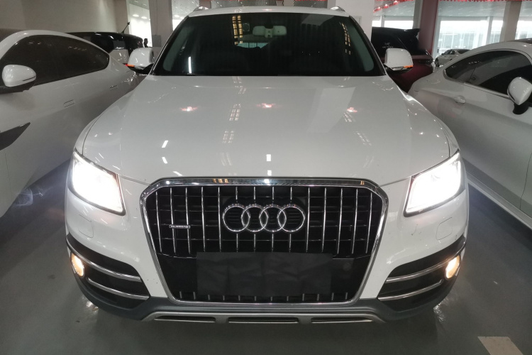 奥迪Q5 2017款 Plus 40 TFSI 技术型车身外观6001