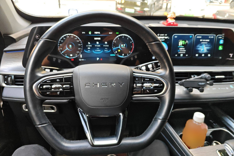 奇瑞 瑞虎8 PRO 2022款 390T 两驱天穹版 5座中控内饰7002