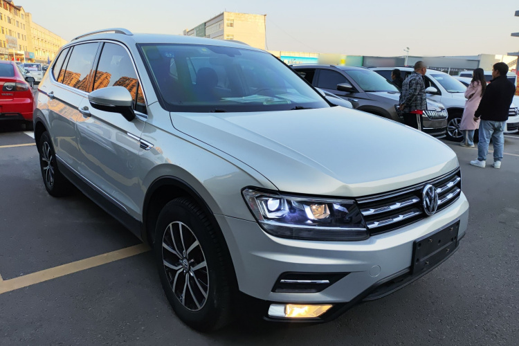 大众 途观L 2018款 330TSI 自动两驱豪华版车身外观6002