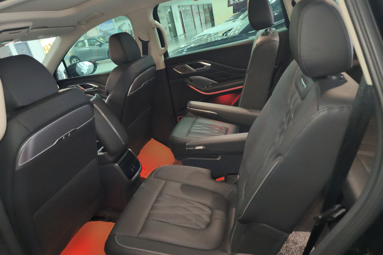 红旗HS7 PHEV 2024款 2.0T PHEV 四驱旗畅版 6座中控内饰21