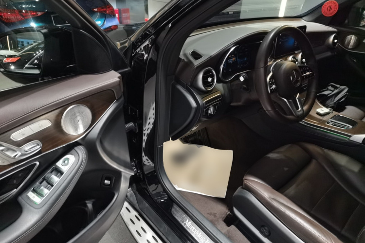 奔驰GLC 2022款 GLC 300 L 4MATIC 动感型中控内饰7003