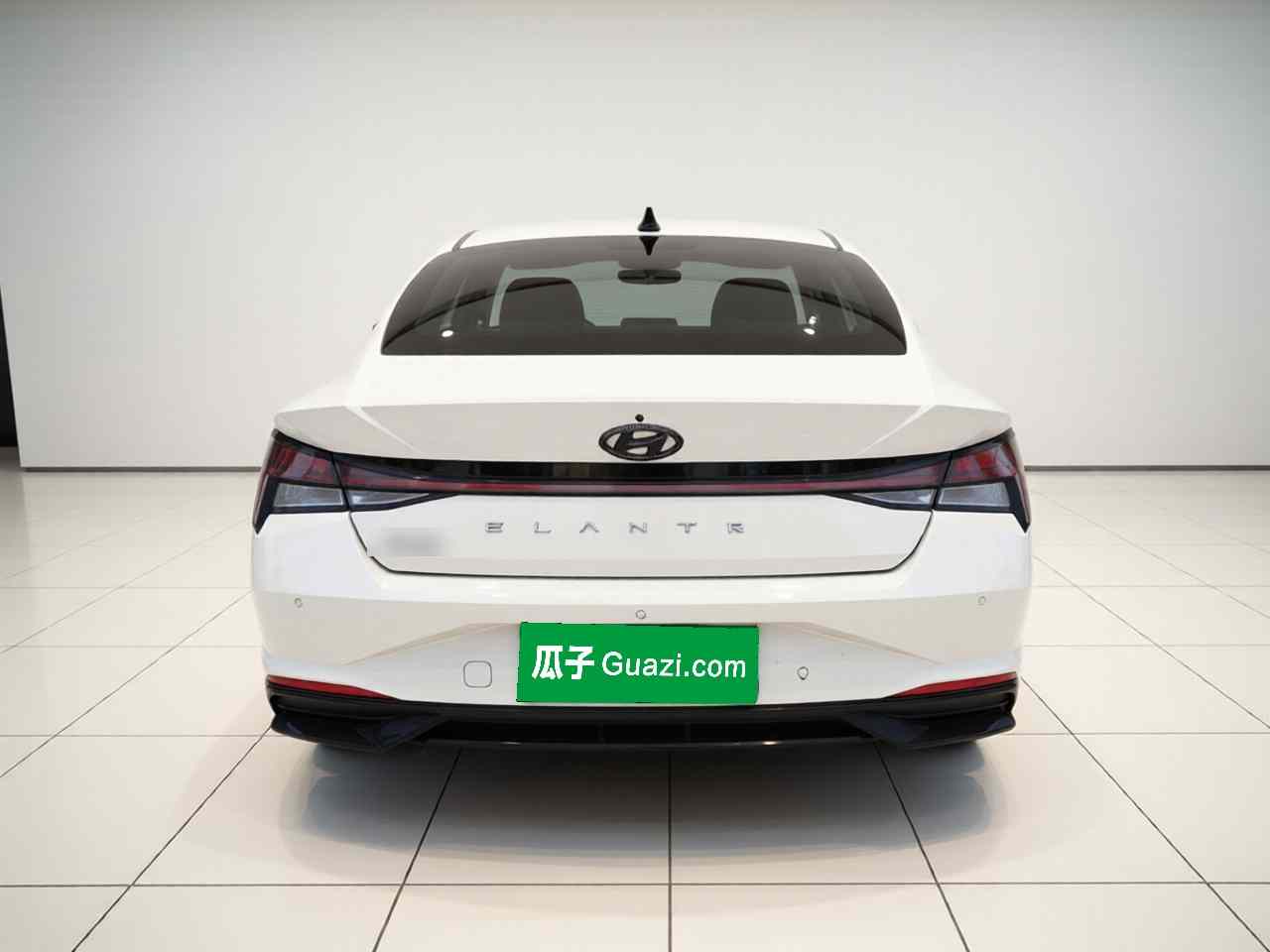 现代 伊兰特 2022款 1.5L CVT LUX尊贵版(4)