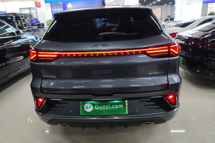 江淮汽车 江淮QX PHEV 2023款 120km 劲享版车身外观6