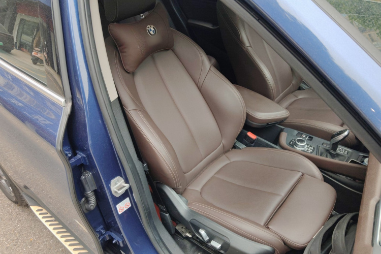 宝马X1 2021款 sDrive25Li 领先型局部细节41