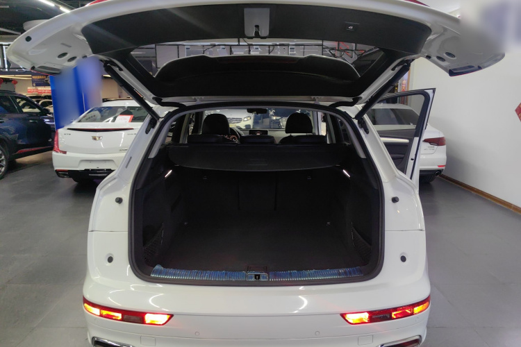 奥迪Q5L 2018款 40 TFSI 荣享时尚型 国VI局部细节23