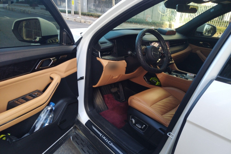 领克09 2021款 2.0T Ultra 六座中控内饰20